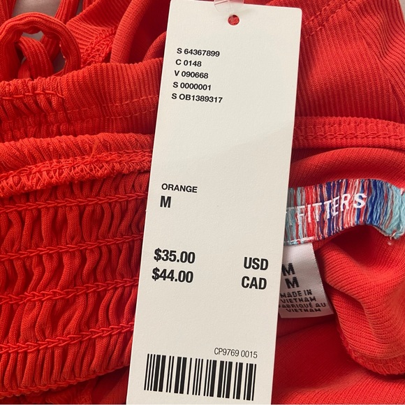 Urban Outfitters orange scrunch halter top crop top new with tags women’s medium - Picture 8 of 9